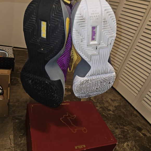 Nike LeBron xiv 14 soldier lakers - Picture 4 of 5